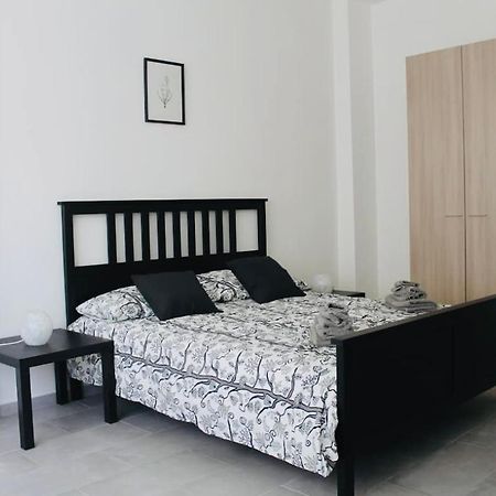 Garden Apartment Bari Luaran gambar